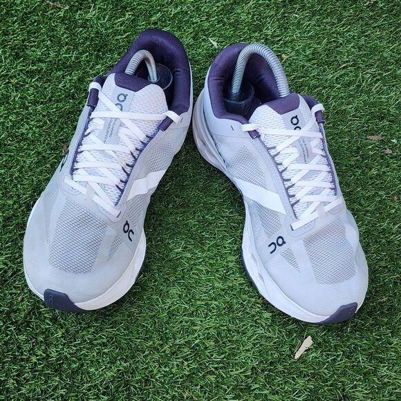 ON CLOUDSURFER NEXT - Womens Sneakers - SIZE 7.5D WIDE - Picture 2 of 9